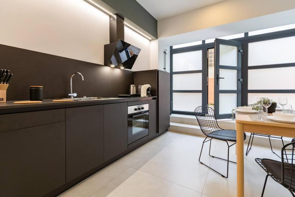 Champagne Loft Apartment Milan Exterior photo